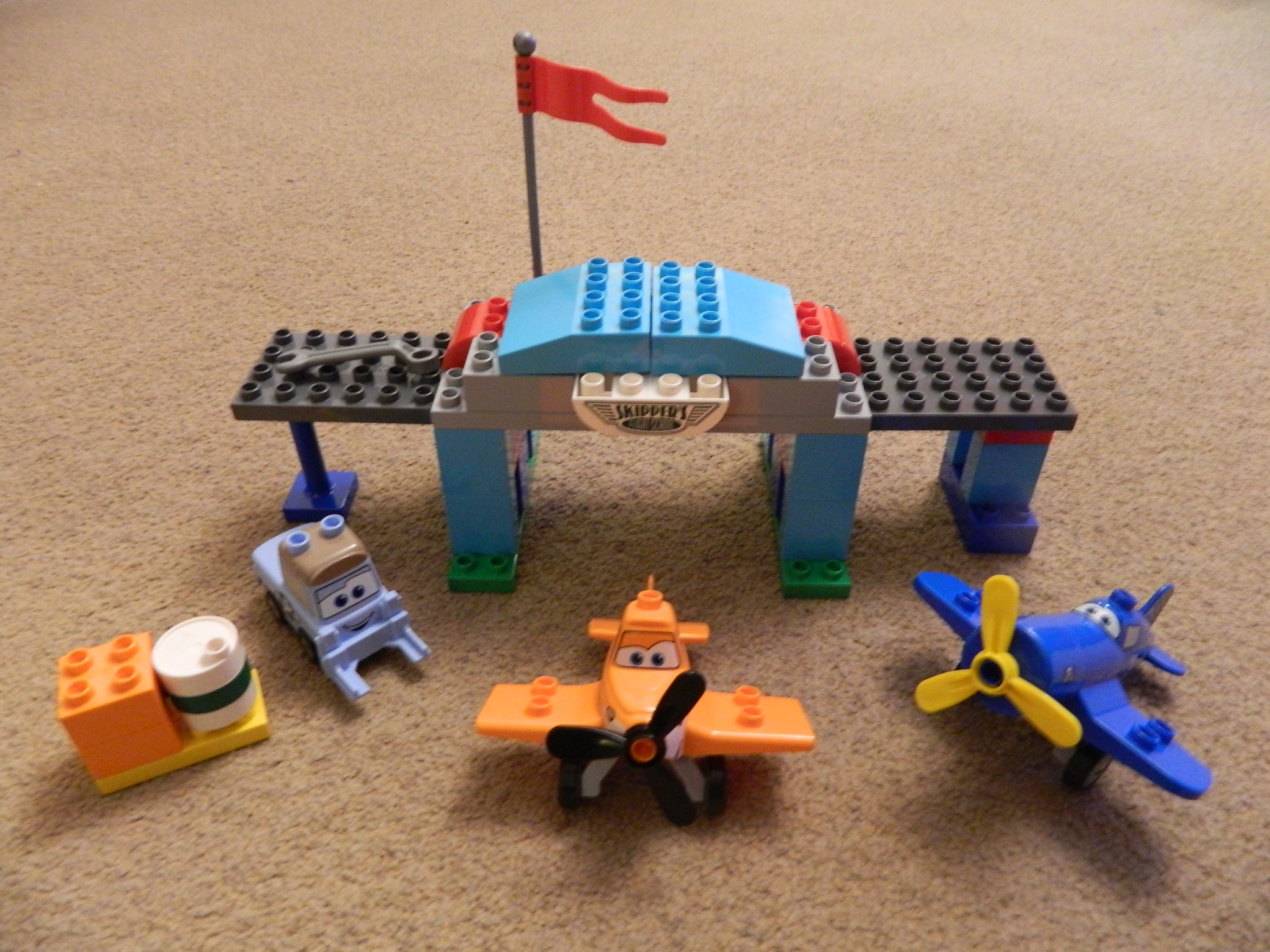 Duplo skippers sales flight school