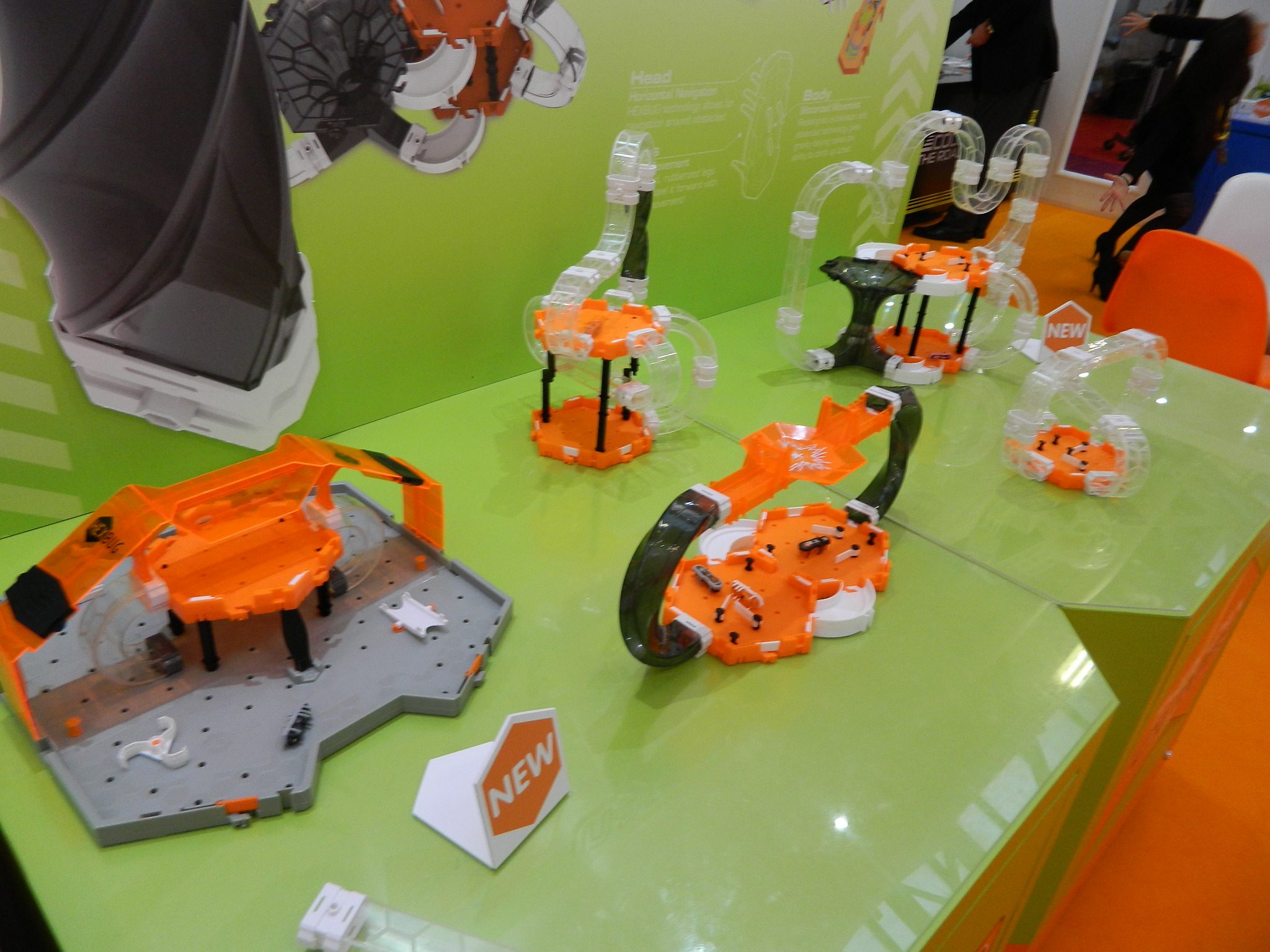 Toy Fair 2014: Hex Bug2048 x 1536