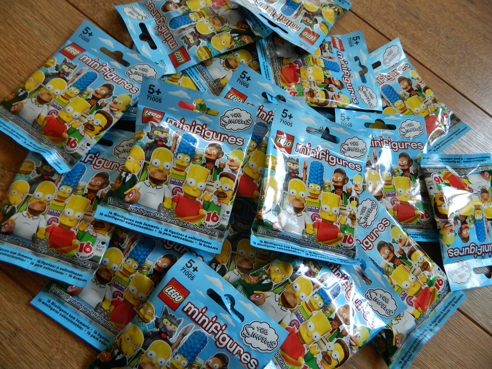 Lego 71005 the simpson entire set of 16 minifigures 2014 clearance
