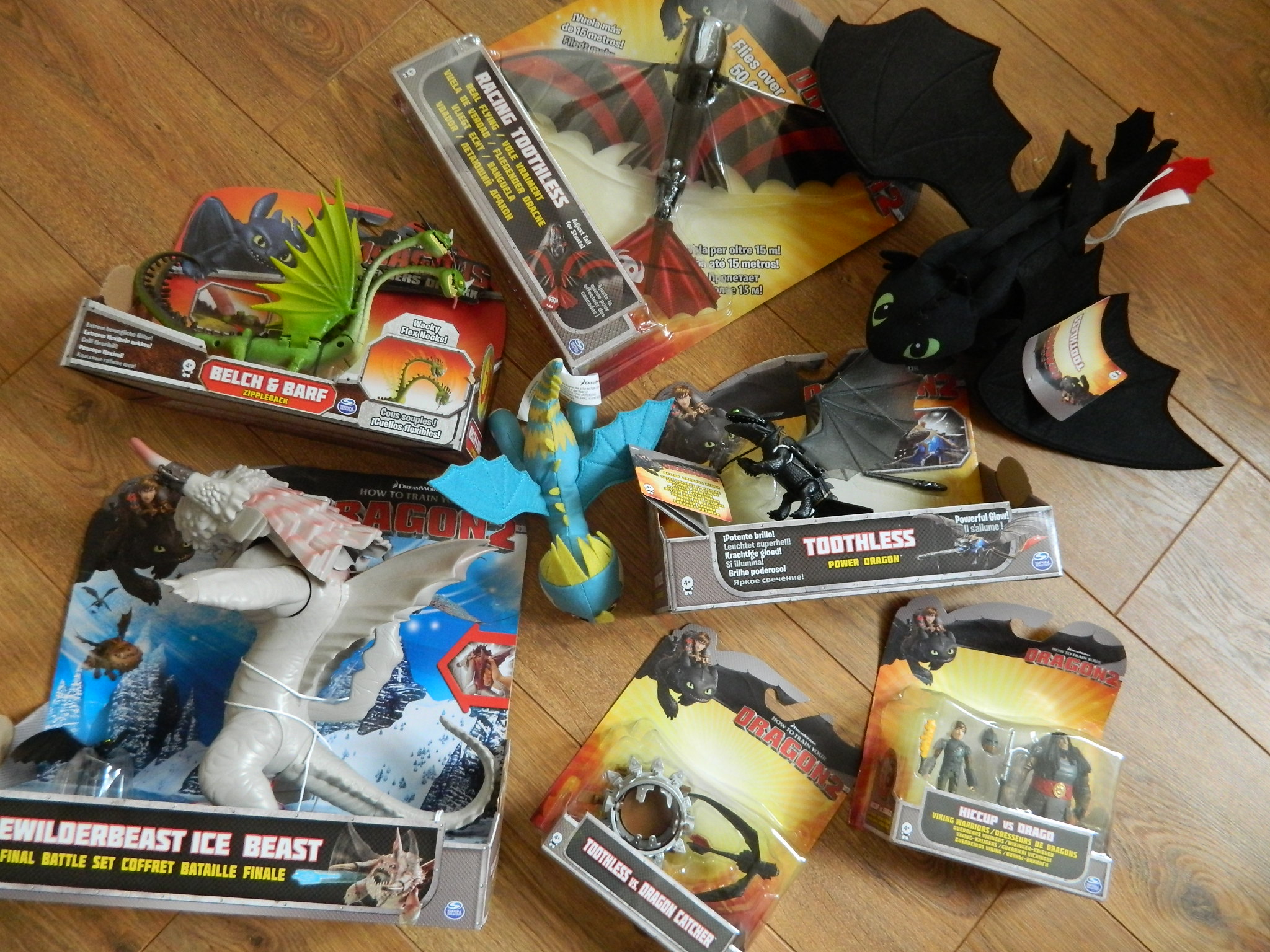 Dragon 2 best sale toys
