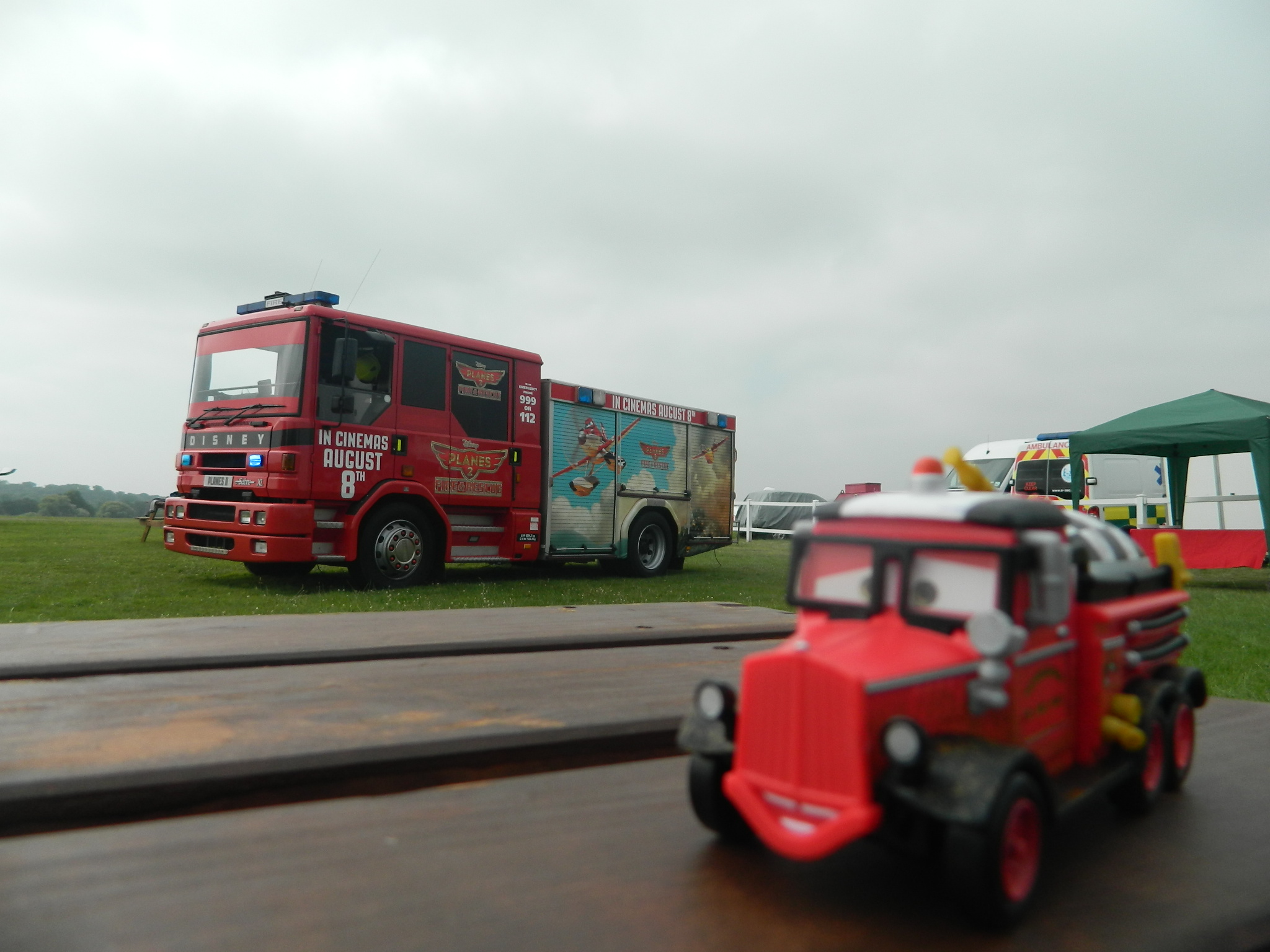 Planes fire and rescue fire truck outlet