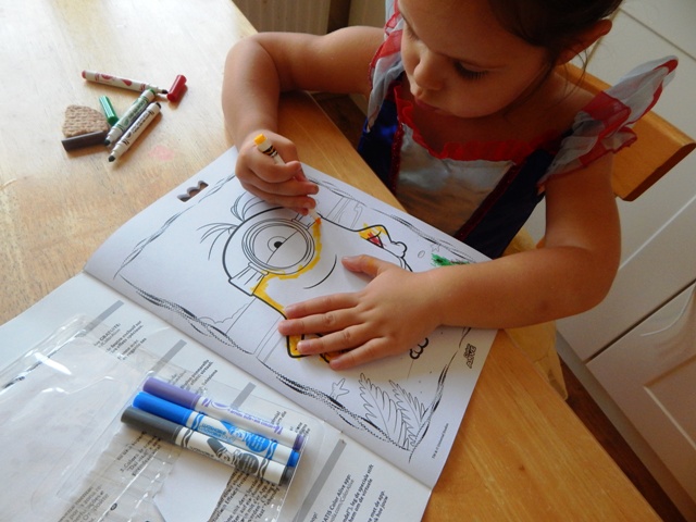 Crayola Colour alive Minions (6)