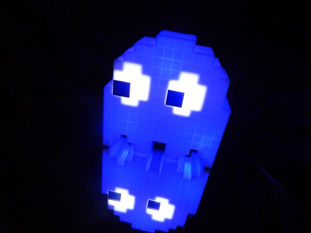 1194円 お買得 Paladone パックマン ライト Figurine - Pac-Man Lampe LED Ghost 20cm