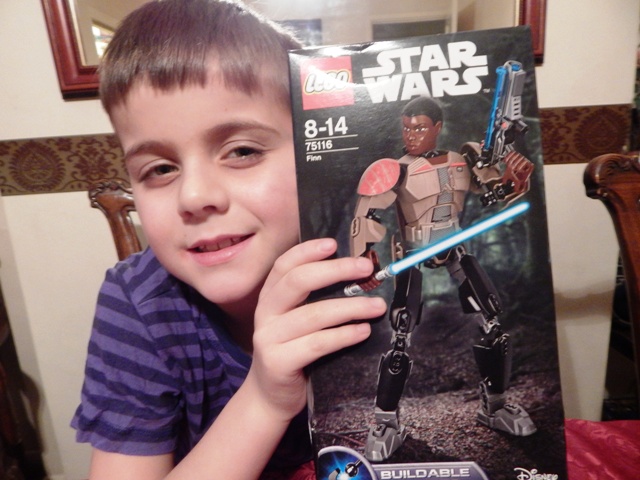 Lego star sales wars finn 75116