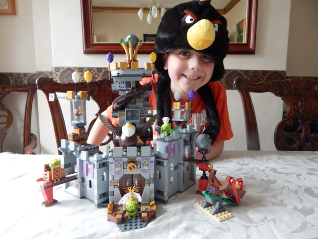 Lego angry birds castle online