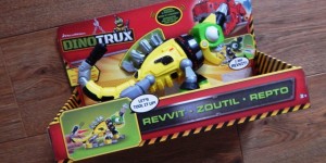 Dreamworks DinoTrux Toys […]