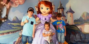 Disney Junior – […]