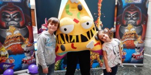 Con & Bex […]