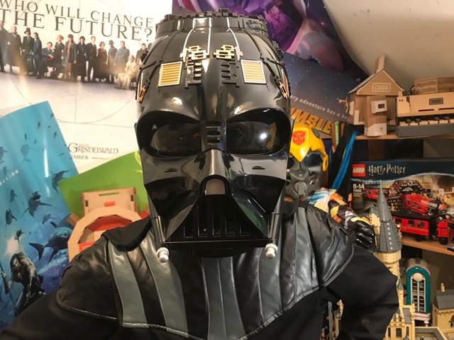 Star Wars The Black Series Darth Vader Premium Electronic Helmet 