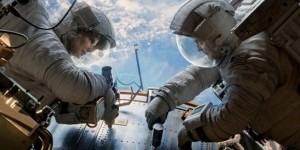 Gravity (2D/3D) review […]