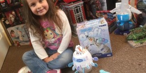 Disney FROZEN Pop-Up […]