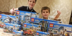 LEGO CITY Police […]