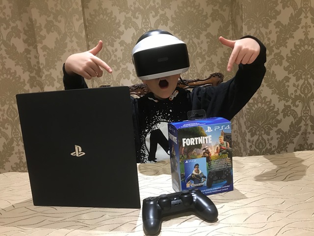 PlayStation 4 Pro Console 1TB with Fortnite Royale Bomber Pack - 640 x 480 jpeg 94kB