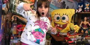 Hasbro Trolls World […]